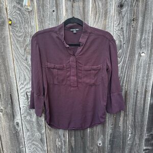James Perse Popover Utility-Style Button-down blouse in Burgundy size 2/medium